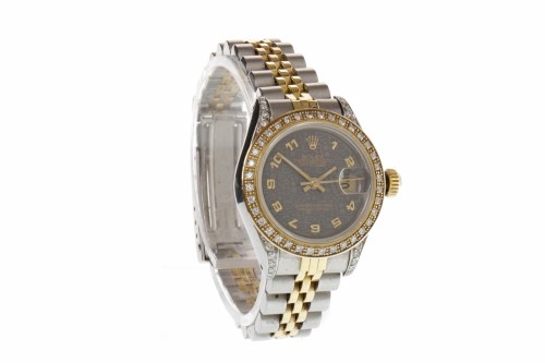 Lot 794 - LADY'S ROLEX OYSTER PERPETUAL DATEJUST...