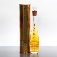 Lot 655 - JOHNNIE WALKER DECO Blended Scotch Whisky....