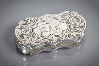 Lot 67 - VICTORIAN SILVER VINAIGRETTE of serpentine...