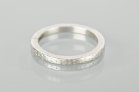 Lot 1200 - UNMARKED WEDDING BAND probably platinum, size Q