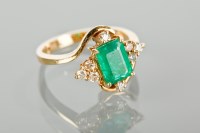 Lot 1262 - UNUSUAL EMERALD AND DIAMOND DRESS RING set...