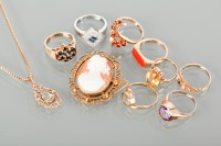 Lot 1268 - GROUP OF GEM SET RINGS many marked for nine...
