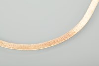 Lot 1309 - NINE CARAT GOLD NECKLACE AND BRACELET SET...