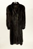 Lot 361 - VINTAGE LADIES BLACK MINK FUR FULL LENGTH COAT...
