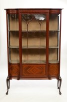 Lot 410 - EDWARDIAN PARQUETRY INLAID MAHOGANY DISPLAY...