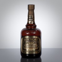 Lot 603 - BOWMORE DE LUXE Single Islay malt whisky. 26...