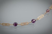 Lot 1116 - NINE CARAT GOLD AMETHYST SET CHAIN NECKLACE...