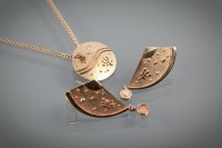 Lot 1240 - OLA GORIE OF ORKNEY PENDANT AND EARRING SET...