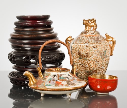 Lot 86 - JAPANESE SATSUMA MINIATURE TEAPOT decorated...