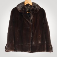 Lot 396 - VINTAGE LADIES MINK FUR COAT maker Gladys...