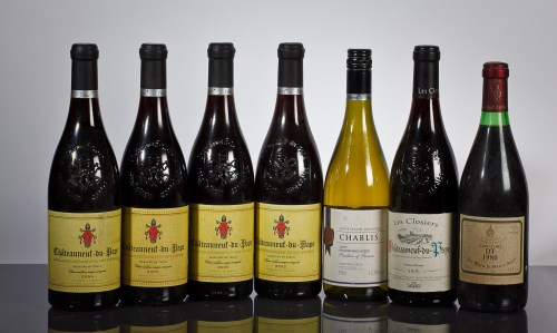 Lot 702 - CHATEAUNEUF DU PAPE 2005 A.C. Chateauneuf du...