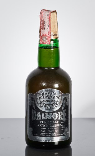 Lot 922 - DALMORE 20 YEAR OLD Pure Malt Scotch Whisky....