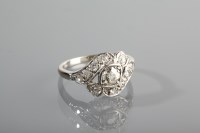 Lot 1140 - EARLY TWENTIETH CENTURY DIAMOND DRESS RING the...