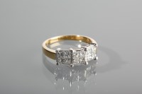 Lot 1204 - DIAMOND CLUSTER RING the bezel formed by three...