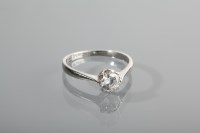 Lot 1269 - EARLY TWENTIETH CENTURY PLATINUM ZIRCON...