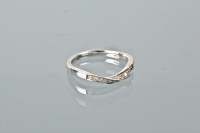 Lot 1361 - UNUSUAL DIAMOND HALF ETERNITY RING of twisted...