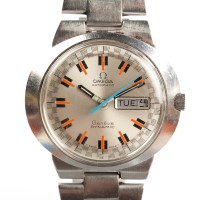 Lot 1042 - GENTLEMAN'S STAINLESS STEEL OMEGA AUTOMATIC...