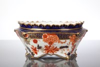 Lot 173 - ROYAL WORCESTER WINDSOR DINNER AND TEA SERVICE...