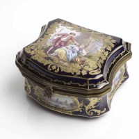 Lot 492 - LATE 19TH CENTURY SEVRES-STYLE JEWEL CASKET...