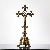 Lot 397 - VICTORIAN BRASS CRUCIFIX the circular base...