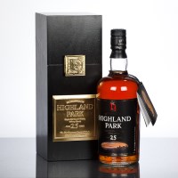 Lot 576 - HIGHLAND PARK 25 YEAR OLD Single Island Malt...