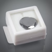 Lot 1345A - UNMOUNTED HEART SHAPED BLACK DIAMOND of...