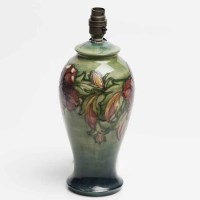 Lot 629 - MOORCROFT 'HIBISCUS' PATTERN TABLE LAMP...