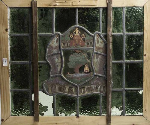 Lot 1021 - STAINED GLASS WINDOW with the Glasgow crest,...