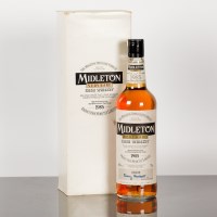 Lot 644 - MIDLETON VERY RARE 1985 Blended Irish Whiskey,...