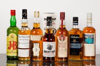 Lot 681 - BALLANTINE'S BLACK - SELECTED MALTS Scotch...