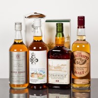 Lot 961 - CHIVAS QUEENS SILVER JUBILEE Blended Scotch...