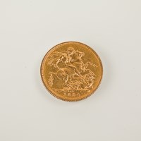 Lot 1079 - SOVEREIGN DATED 1894