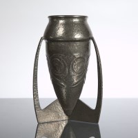 Lot 326 - ARTS & CRAFTS PEWTER ROCKET VASE IN THE STYLE...