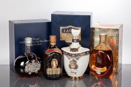 Lot 926 - LANG'S YEAR OF THE DOG Blended Scotch Whisky...
