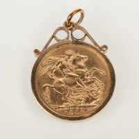 Lot 1011 - SOVEREIGN DATED 1903 in a pendant mount