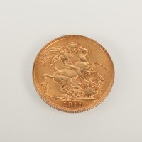 Lot 1045 - SOVEREIGN DATED 1911