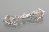 Lot 1100 - ATTRACTIVE ART DECO DIAMOND SET BROOCH with...