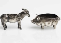 Lot 447 - TWO EARLY 20TH CENTURY NOVELTY SILVER ANIMAL...