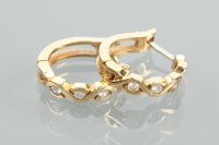 Lot 1244 - PAIR OF EIGHTEEN CARAT GOLD DIAMOND EARRINGS...