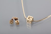 Lot 1272A - GUCCI EIGHTEEN CARAT GOLD PENDANT ON CHAIN the...