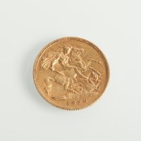 Lot 1048 - HALF SOVEREIGN DATED 1898