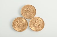 Lot 1077 - THREE HALF SOVEREIGNS DATED 1904, 1912, AND 1914