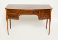 Lot 463 - VICTORIAN BOWFRONT MAHOGANY KNEEHOLE DRESSING...