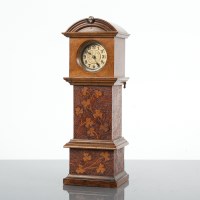 Lot 304 - EARLY 20TH CENTURY MINIATURE MAHOGANY...