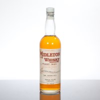 Lot 704 - MIDLETON 10 YEAR OLD 'Finest Irish, distilled...