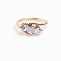 Lot 1865A - DIAMOND THREE STONE RING set with three...