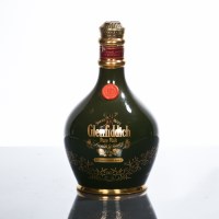 Lot 897 - GLENFIDDICH 18 YEAR OLD Pure Malt Scotch...