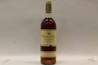 Lot 903 - CHATEAU D'YQUEM LUR-SALUCES 1976 A.C....