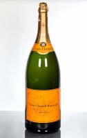 Lot 941 - VEUVE CLIQUOT PONSARDIN SALMANAZAR Brut...