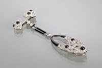 Lot 1101 - OUTSTANDING FRENCH ART DECO DIAMOND AND ONYX...